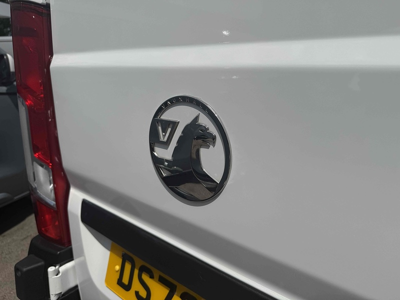 Vauxhall 2.2 CDTi 3500 BiTurbo Prime Panel Van 5dr Diesel Manual FWD L3 H2 Euro 6 (s/s) (140 ps)