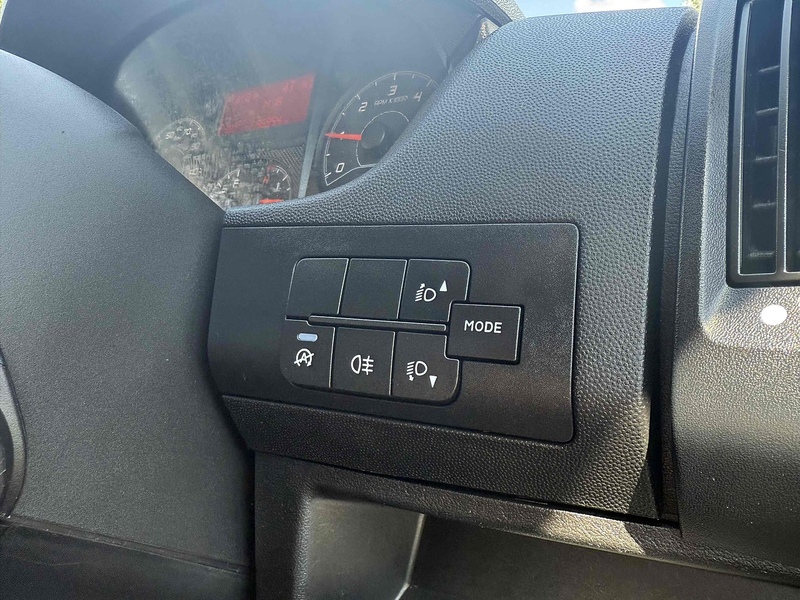 Vauxhall 2.2 CDTi 3500 BiTurbo Prime Panel Van 5dr Diesel Manual FWD L3 H2 Euro 6 (s/s) (140 ps)