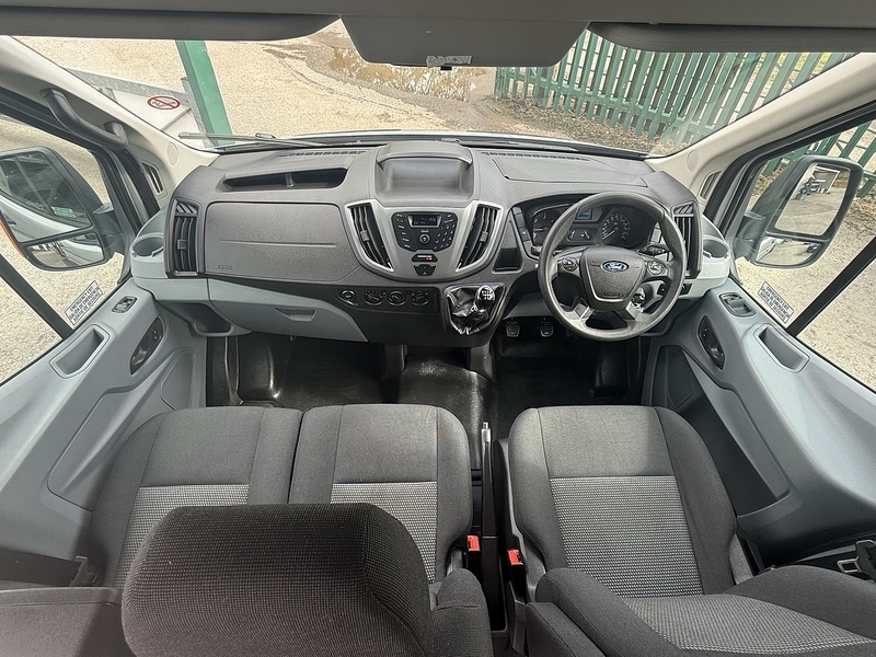 Ford 2.2 TDCi 460 HDT Minibus 4dr Diesel Manual L4 H3 (18 seats) (196 g/km, 123 bhp)