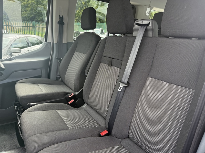 Ford 2.2 TDCi 460 HDT Minibus 4dr Diesel Manual L4 H3 (18 seats) (196 g/km, 123 bhp)