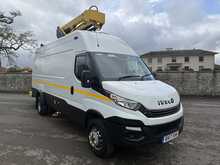 AUTO CHERRY PICKER - 7 TONS