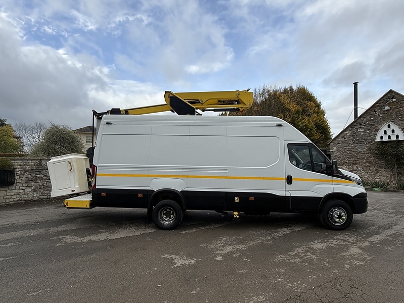 Iveco 3.0D HPI 18V 70C 3450 Dropside 2dr Diesel HiMatic MWB Euro 6 (DRW) (180 ps)