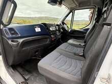 AUTO CHERRY PICKER - 7 TONS