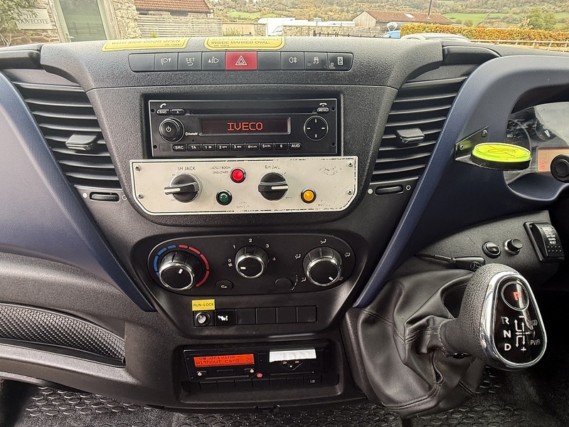 Iveco 3.0D HPI 18V 70C 3450 Dropside 2dr Diesel HiMatic MWB Euro 6 (DRW) (180 ps)