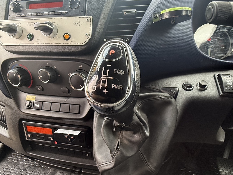 Iveco 3.0D HPI 18V 70C 3450 Dropside 2dr Diesel HiMatic MWB Euro 6 (DRW) (180 ps)