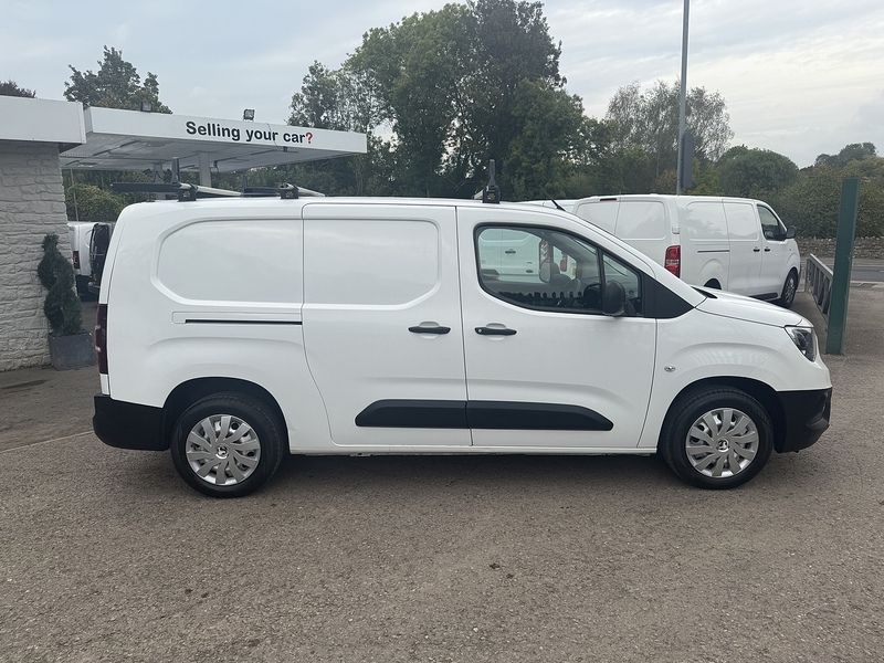 Vauxhall 1.5 Turbo D 2300 Edition Panel Van 4dr Diesel Manual L2 H1 Euro 6 (s/s) (100 ps)