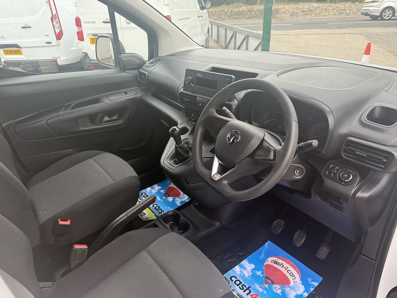 Vauxhall 1.5 Turbo D 2300 Edition Panel Van 4dr Diesel Manual L2 H1 Euro 6 (s/s) (100 ps)