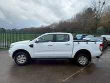 4WD-TOWBAR-SATNAV-AIRCON