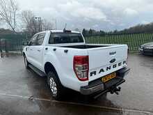 4WD-TOWBAR-SATNAV-AIRCON