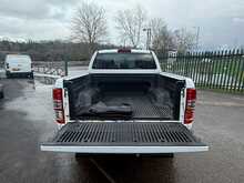 4WD-TOWBAR-SATNAV-AIRCON