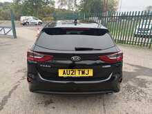 Kia Ceed CRDi MHEV 3 