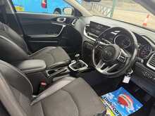 Kia Ceed CRDi MHEV 3 