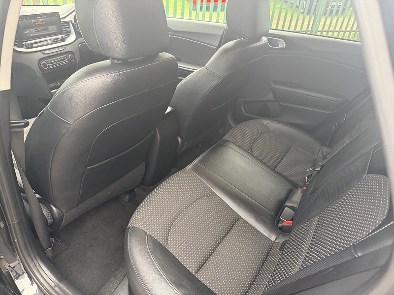 Kia 1.6 CRDi MHEV 3 Hatchback 5dr Diesel Hybrid Manual Euro 6 (s/s) (134 bhp)