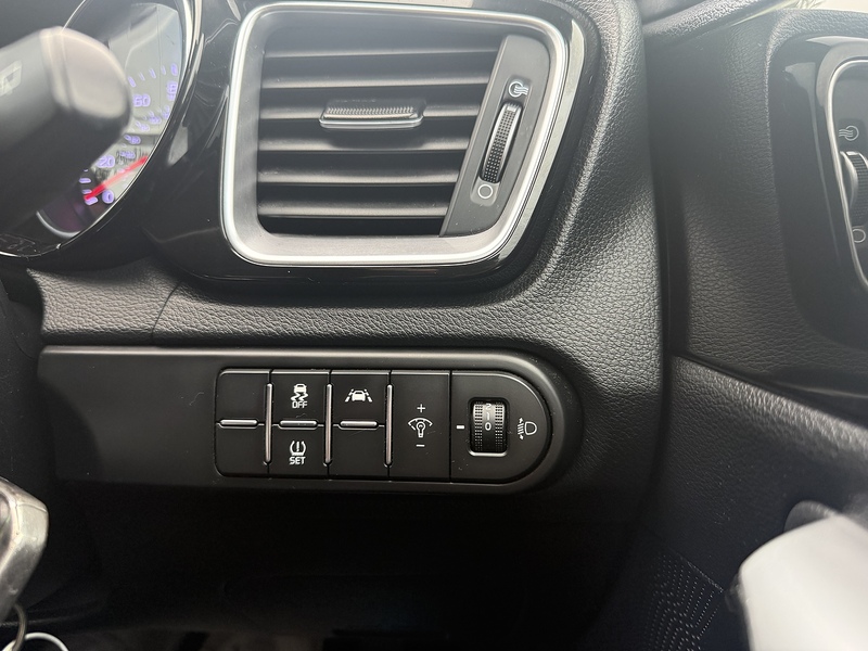 Kia 1.6 CRDi MHEV 3 Hatchback 5dr Diesel Hybrid Manual Euro 6 (s/s) (134 bhp)