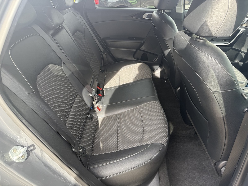 Kia 1.6 CRDi MHEV 3 Hatchback 5dr Diesel Hybrid Manual Euro 6 (s/s) (134 bhp)