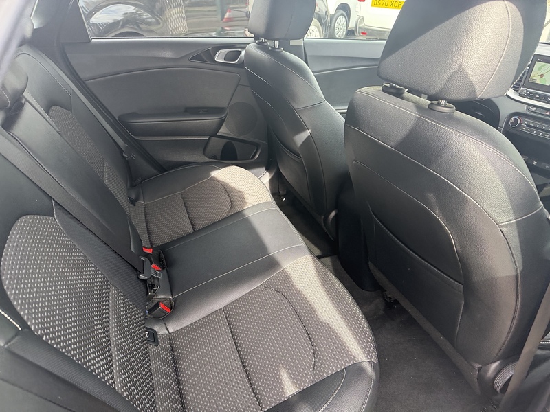 Kia 1.6 CRDi MHEV 3 Hatchback 5dr Diesel Hybrid Manual Euro 6 (s/s) (134 bhp)