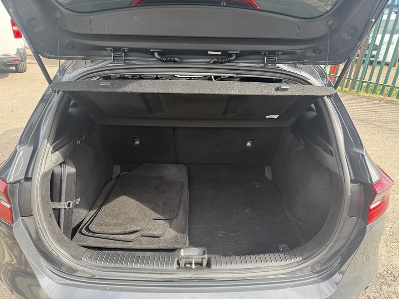 Kia 1.6 CRDi MHEV 3 Hatchback 5dr Diesel Hybrid Manual Euro 6 (s/s) (134 bhp)