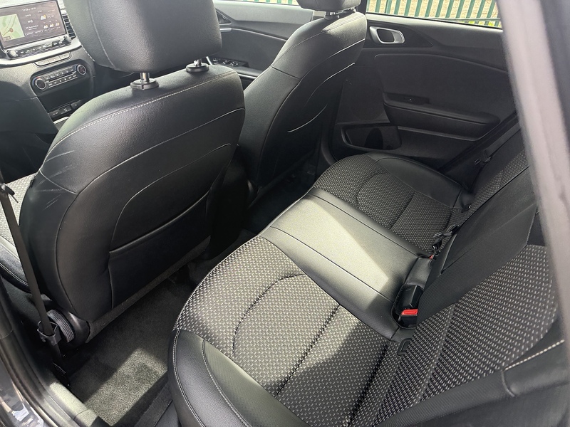 Kia 1.6 CRDi MHEV 3 Hatchback 5dr Diesel Hybrid Manual Euro 6 (s/s) (134 bhp)