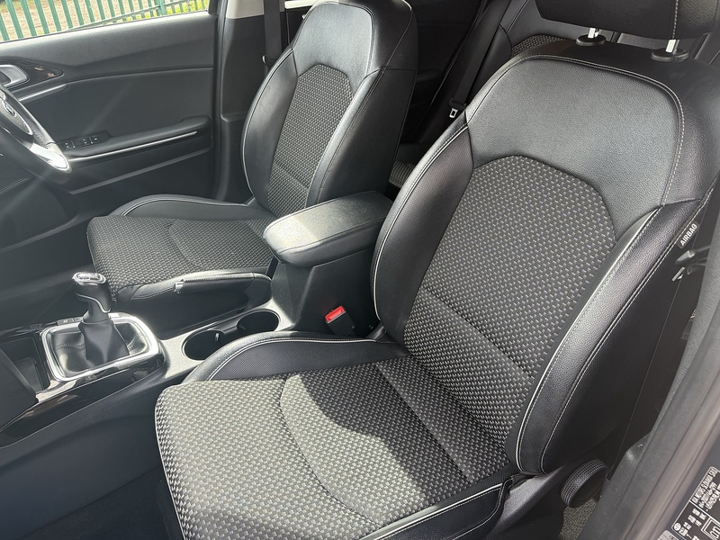 Kia 1.6 CRDi MHEV 3 Hatchback 5dr Diesel Hybrid Manual Euro 6 (s/s) (134 bhp)