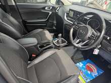 Kia Ceed CRDi MHEV 3 