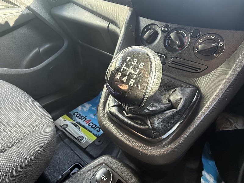 Ford 1.5 TDCi 220 Panel Van 5dr Diesel Manual L1 H1 (124 g/km, 99 bhp)