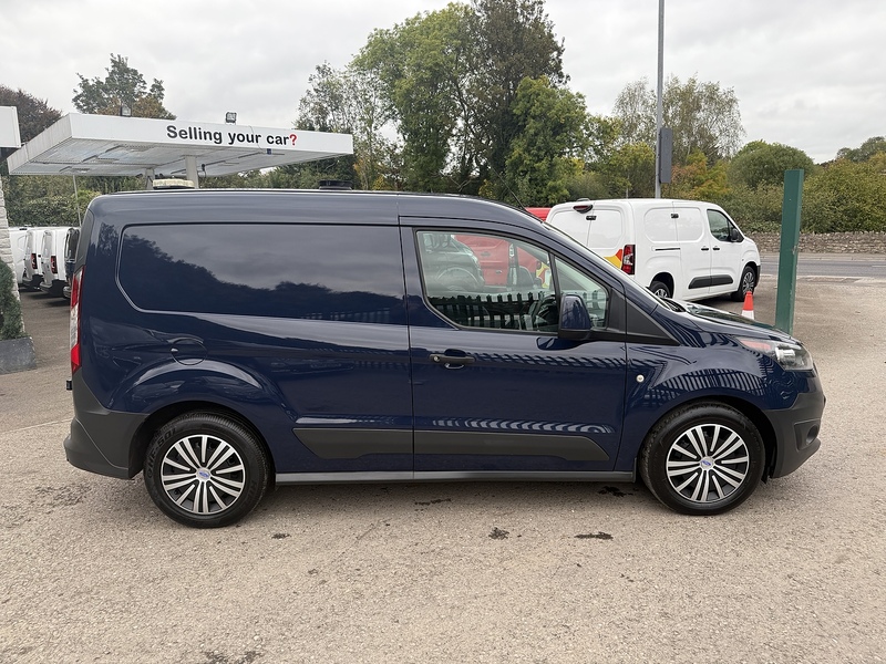 Ford 1.5 TDCi 220 Panel Van 5dr Diesel Manual L1 H1 (124 g/km, 99 bhp)
