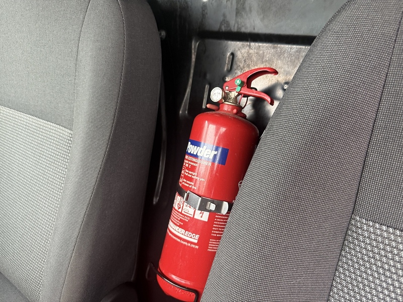 Ford 1.5 TDCi 220 Panel Van 5dr Diesel Manual L1 H1 (124 g/km, 99 bhp)