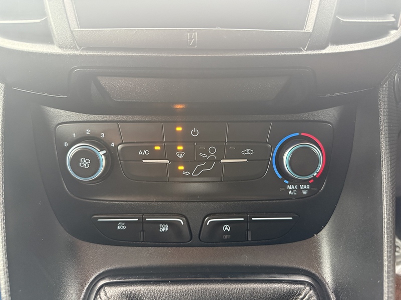 Ford 1.5 230 EcoBlue Leader Crew Van Double Cab 6dr Diesel Manual L2 Euro 6 (s/s) (100 ps)