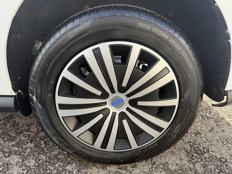 Ford 1.5 230 EcoBlue Trend Crew Van Double Cab 6dr Diesel Manual L2 Euro 6 (s/s) (120 ps)
