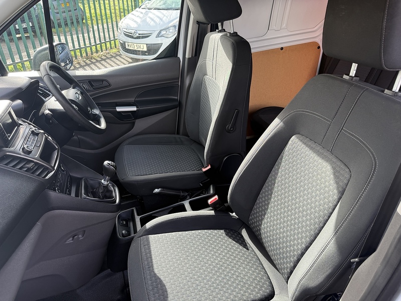 Ford 1.5 230 EcoBlue Trend Crew Van Double Cab 6dr Diesel Manual L2 Euro 6 (s/s) (120 ps)