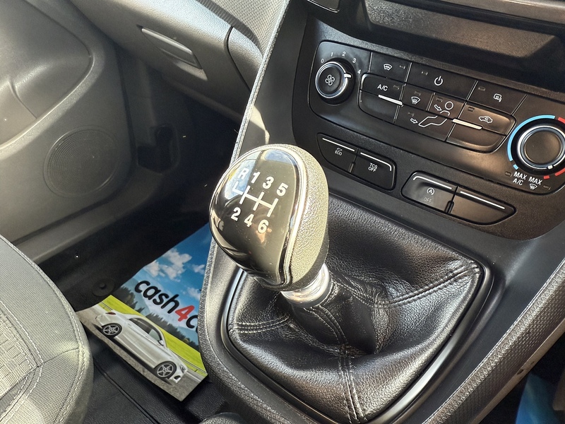 Ford 1.5 230 EcoBlue Trend Crew Van Double Cab 6dr Diesel Manual L2 Euro 6 (s/s) (120 ps)