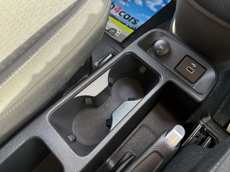 Ford 1.5 230 EcoBlue Trend Crew Van Double Cab 6dr Diesel Manual L2 Euro 6 (s/s) (120 ps)