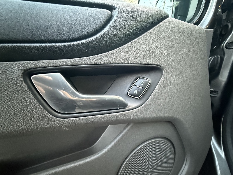 Ford 2.0 320 EcoBlue Trend Panel Van 5dr Diesel Manual L1 H1 Euro 6 (s/s) (130 ps)