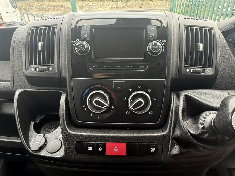 Citroen 2.2 BlueHDi 35 Enterprise Panel Van 5dr Diesel Manual L3 High Roof Euro 6 (s/s) (140 ps)