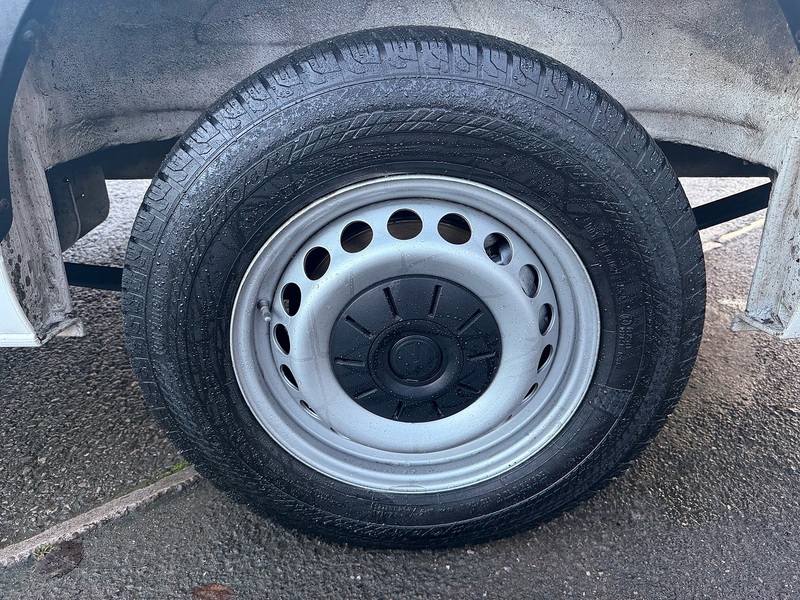 Volkswagen 2.0 TDI CR35 BlueMotion Tech Startline Panel Van 5dr Diesel Manual FWD MWB High Roof Euro 6 (s/s) (140 ps)