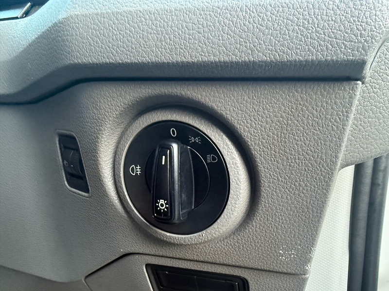 Volkswagen 2.0 TDI CR35 BlueMotion Tech Startline Panel Van 5dr Diesel Manual FWD MWB High Roof Euro 6 (s/s) (140 ps)