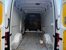 Volkswagen Crafter TDI CR35 BlueMotion Tech Startline 