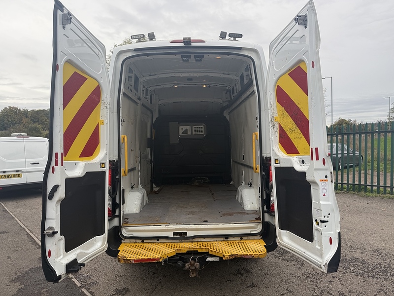 Ford 2.0 350 EcoBlue Panel Van 5dr Diesel Manual RWD L2 H3 Euro 6 (170 ps)