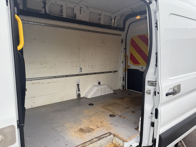 Ford 2.0 350 EcoBlue Panel Van 5dr Diesel Manual RWD L2 H3 Euro 6 (170 ps)