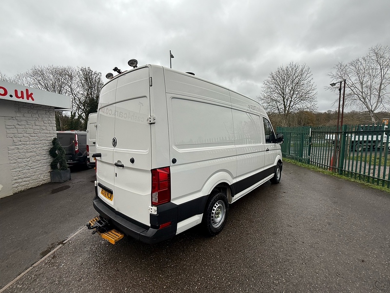 Volkswagen 2.0 TDI CR35 Trendline Panel Van 5dr Diesel Manual RWD MWB Euro 6 (s/s) (177 ps)