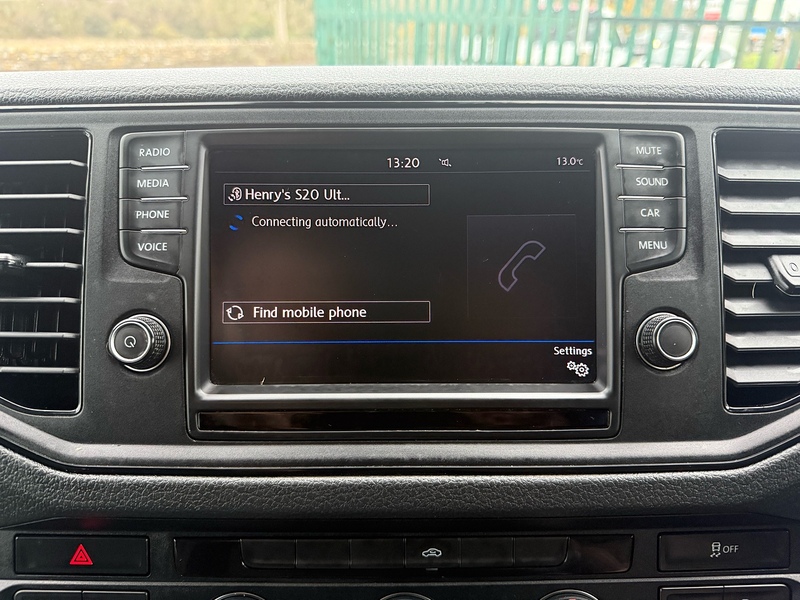 Volkswagen 2.0 TDI CR35 Trendline Panel Van 5dr Diesel Manual RWD MWB Euro 6 (s/s) (177 ps)