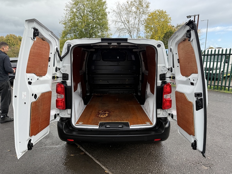 Citroen 1.5 BlueHDi 1000 Enterprise Pro M Panel Van 6dr Diesel Manual FWD 2 Euro 6 (s/s) (100 ps)
