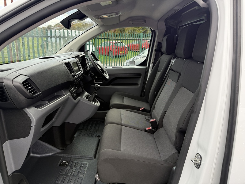 Citroen 1.5 BlueHDi 1000 Enterprise Pro M Panel Van 6dr Diesel Manual FWD 2 Euro 6 (s/s) (100 ps)