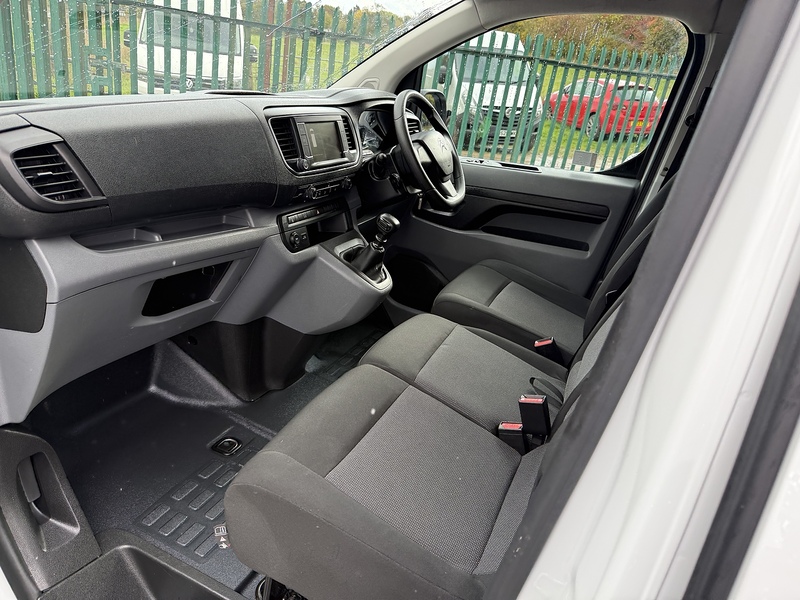 Citroen 1.5 BlueHDi 1000 Enterprise Pro M Panel Van 6dr Diesel Manual FWD 2 Euro 6 (s/s) (100 ps)