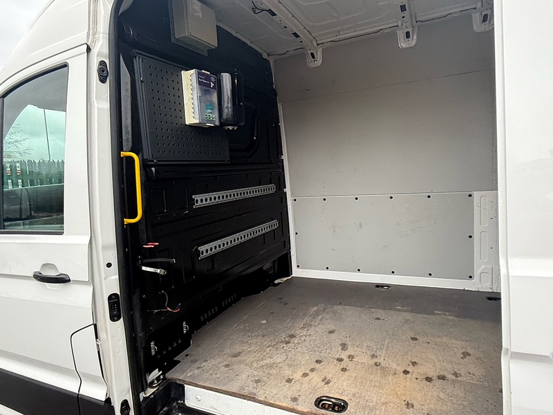 Volkswagen 2.0 TDI CR35 Trendline Panel Van 5dr Diesel Manual RWD MWB Euro 6 (s/s) (177 ps)