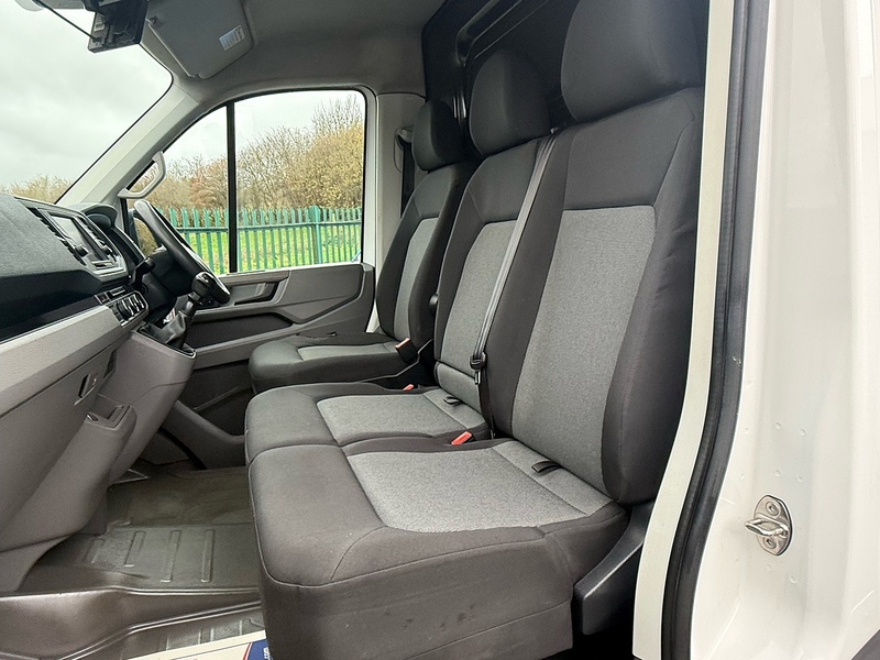 Volkswagen 2.0 TDI CR35 Trendline Panel Van 5dr Diesel Manual RWD MWB Euro 6 (s/s) (177 ps)