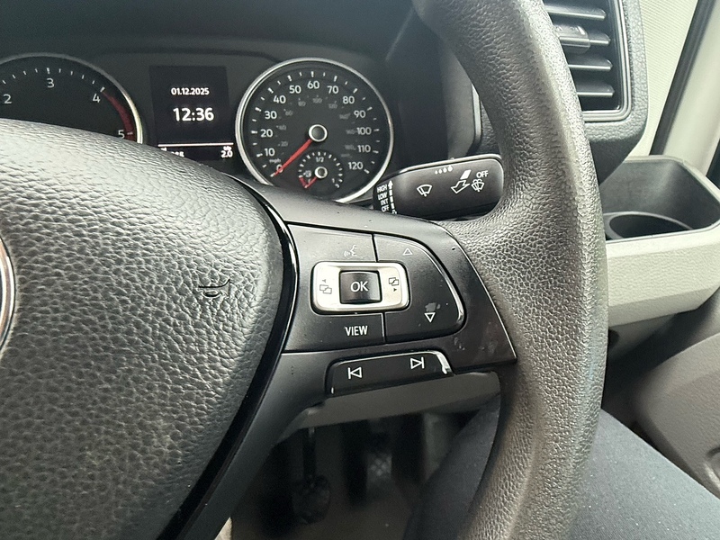 Volkswagen 2.0 TDI CR35 Trendline Panel Van 5dr Diesel Manual RWD MWB Euro 6 (s/s) (177 ps)