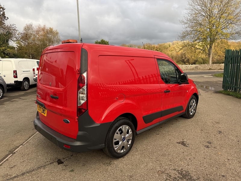 Ford 1.5 TDCi 220 Panel Van 5dr Diesel Manual L1 H1 (124 g/km, 99 bhp)