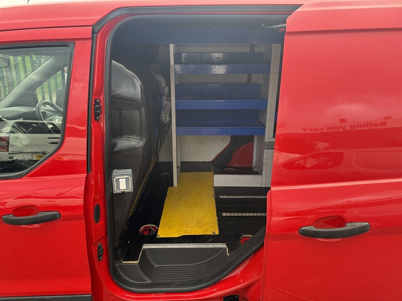 Ford 1.5 TDCi 220 Panel Van 5dr Diesel Manual L1 H1 (124 g/km, 99 bhp)