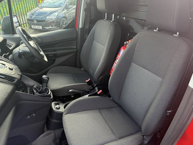 Ford 1.5 TDCi 220 Panel Van 5dr Diesel Manual L1 H1 (124 g/km, 99 bhp)